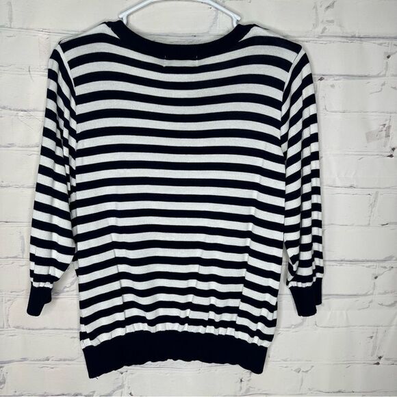 CD Petites small or medium blue & white top - Picture 2 of 5